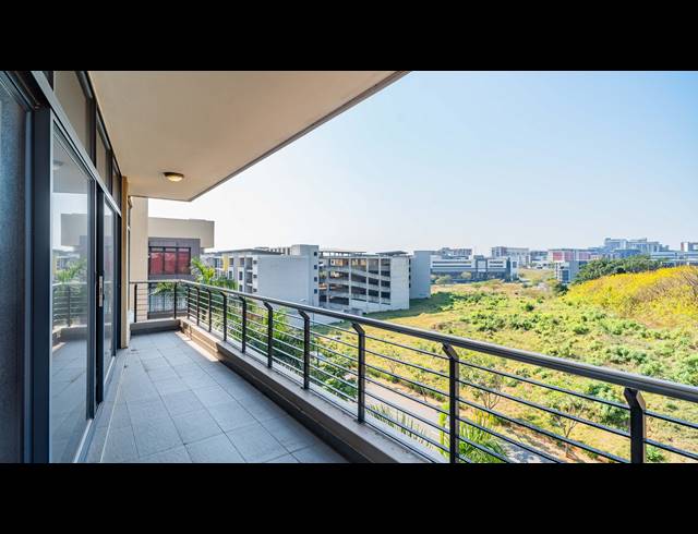 2 BEDROOM APARTMENT FOR SALE IN UMHLANGA RIDGE